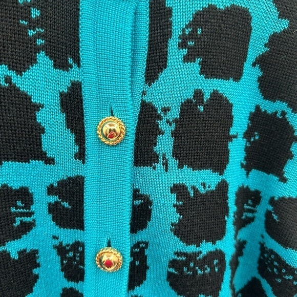 Aethur Kohler Vintage blue-black vintage gold button woman grandma cardigan. 10 - Picture 4 of 6